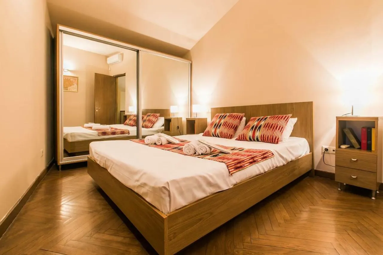 Nyaraló Proper Apartment - Duplex Home Tbiliszi Grúzia